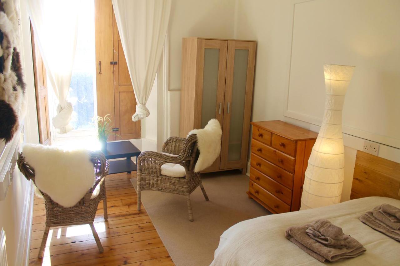 Lothian Road - Castle View Apartment เอดินบะระ ภายนอก รูปภาพ